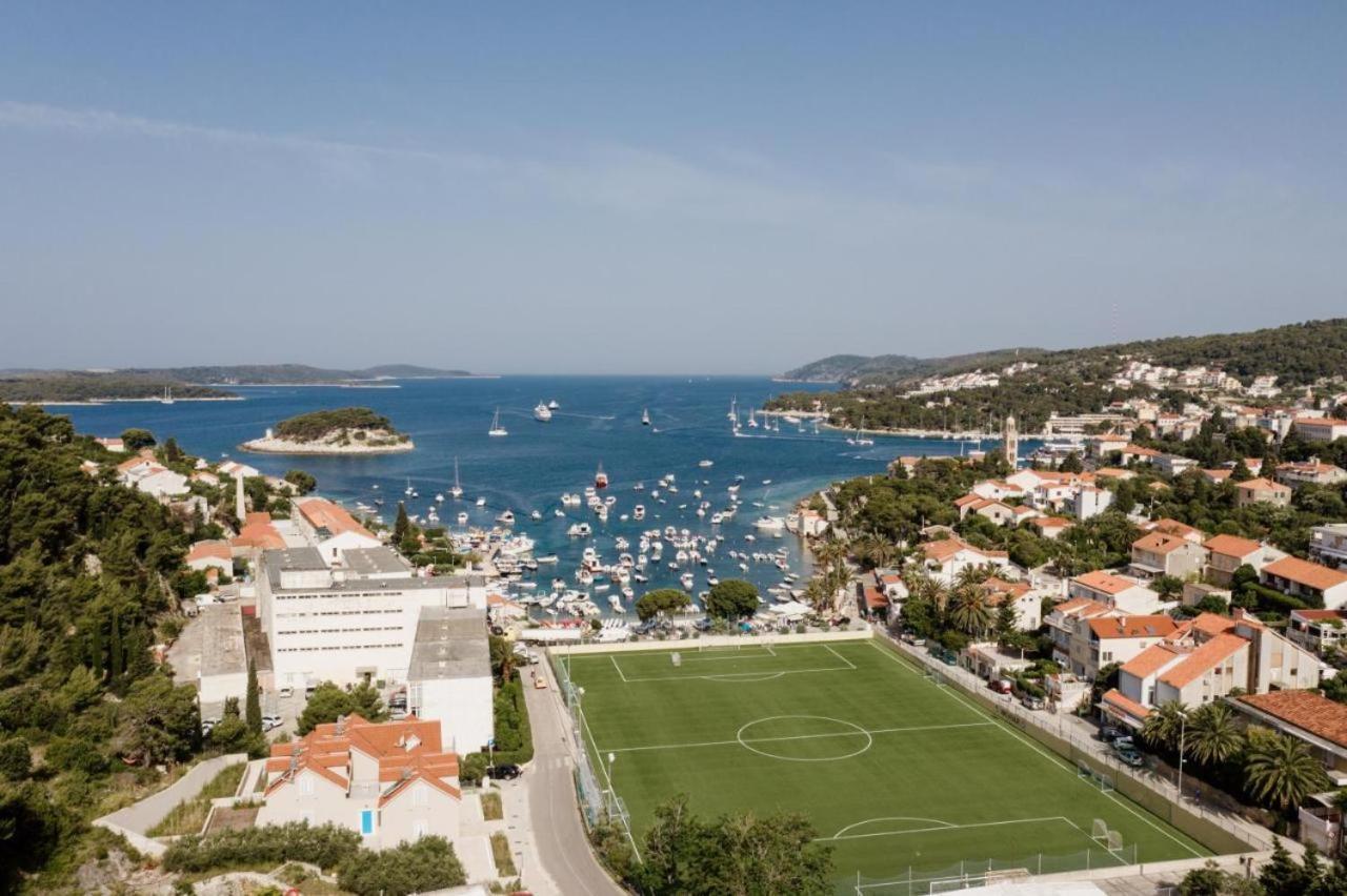 Apartment Sunny Elza 2 Hvar Town Exterior foto