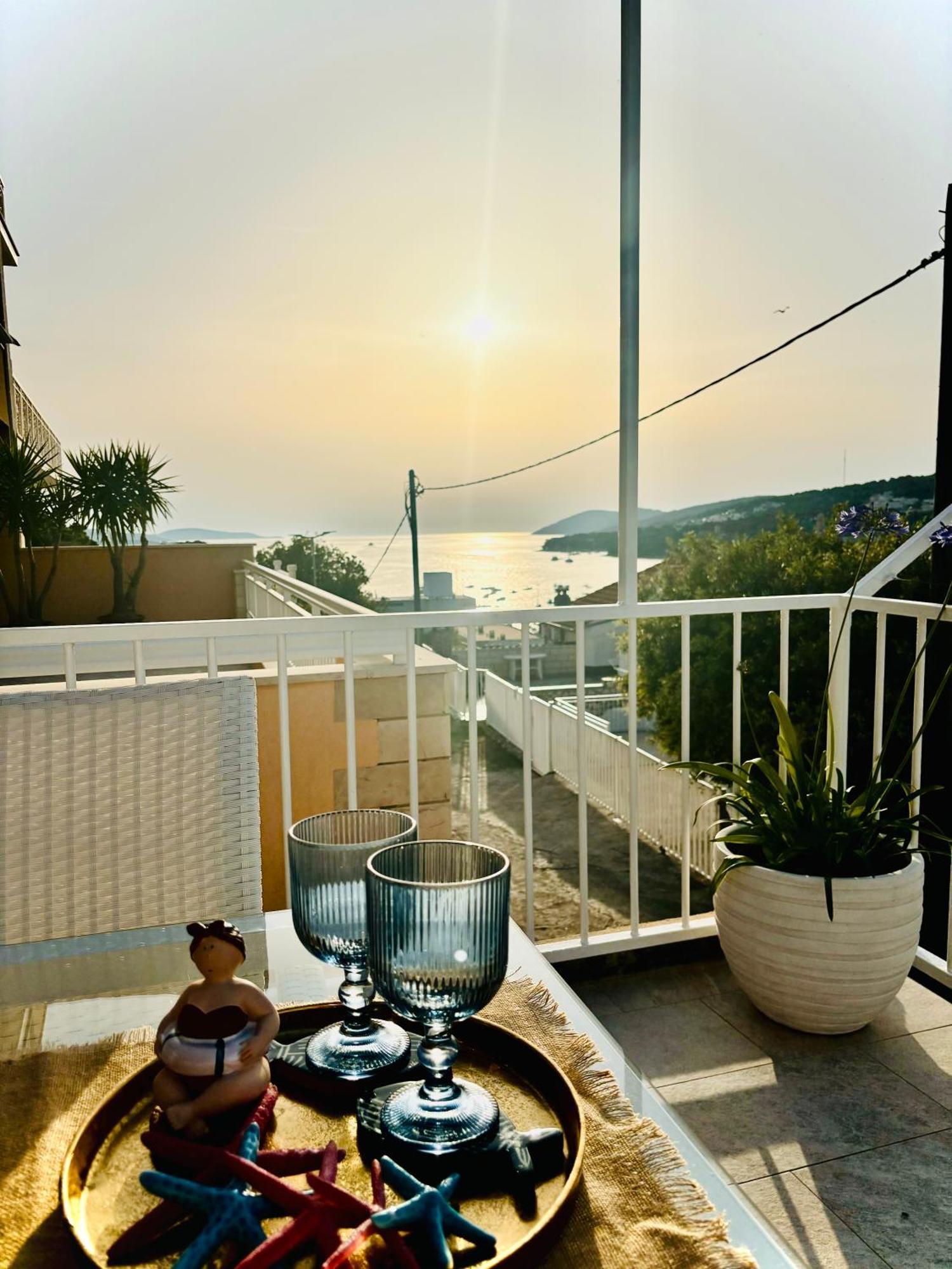 Apartment Sunny Elza 2 Hvar Town Exterior foto