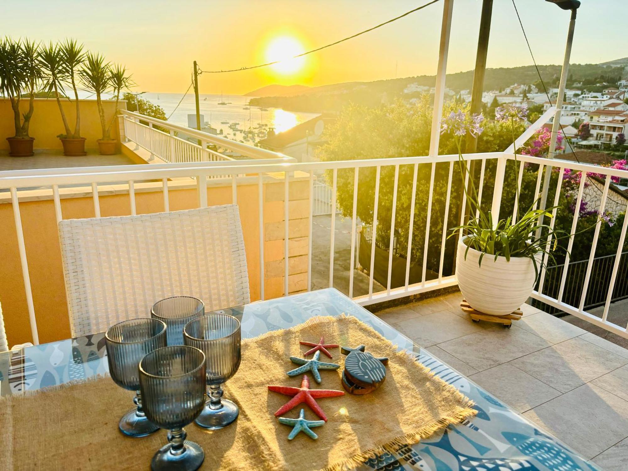 Apartment Sunny Elza 2 Hvar Town Exterior foto